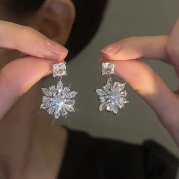 DAIIIBABYYY  -  Luxury Flower Earrings for Women Ear Piercing Accessories Exquisite Girls Earrings Wedding Party Trendy Jewelry